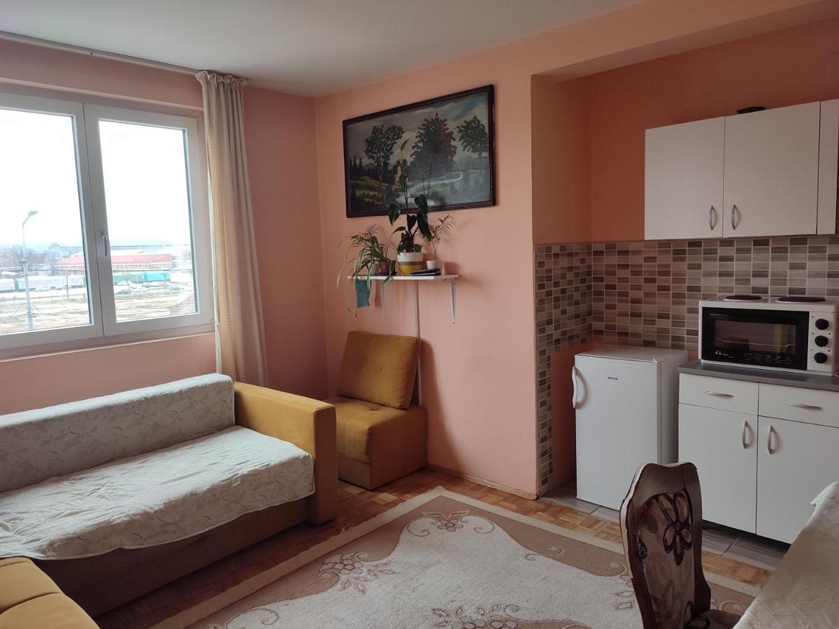Apartman Una Kruševac Kültér fotó