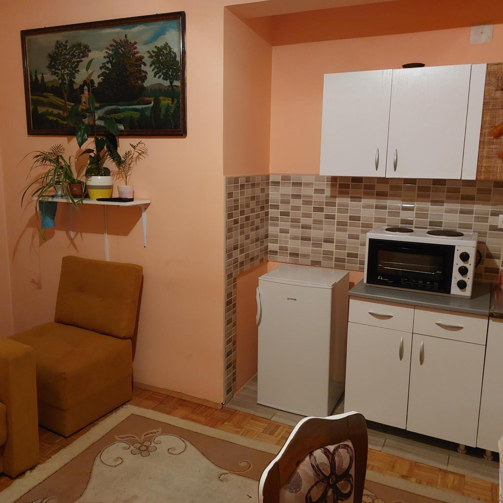 Apartman Una Kruševac Szoba fotó